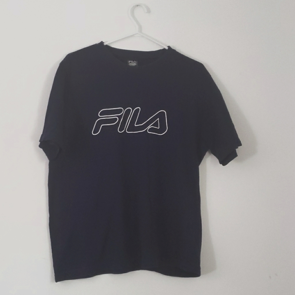 Fila tee shirt size M